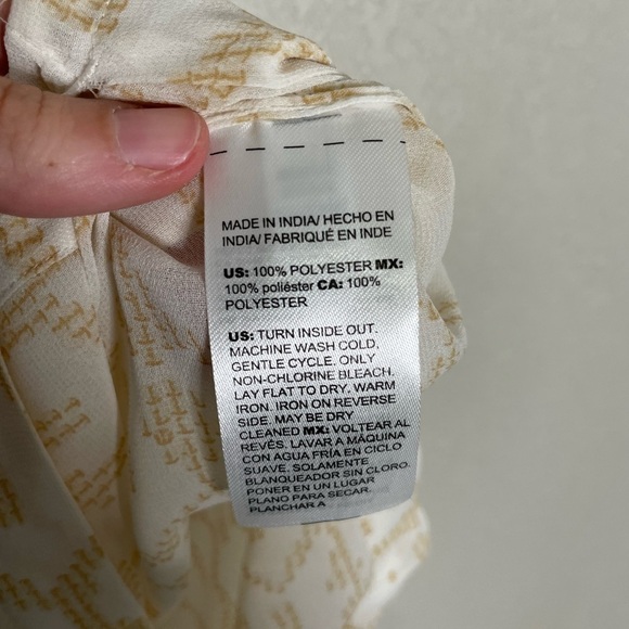 Chico’s Sheer Pritned Sequin Dotted Scales Tunic Shirt 00/0-2 - Picture 3 of 8